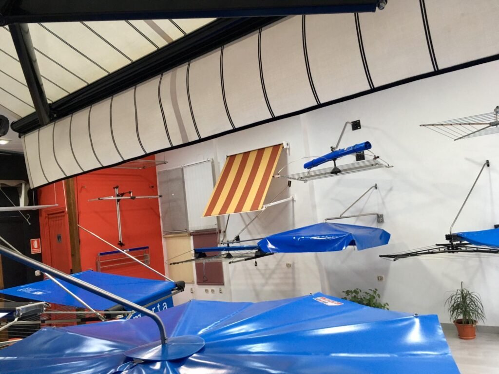 foto tienda de tendederos y toldos